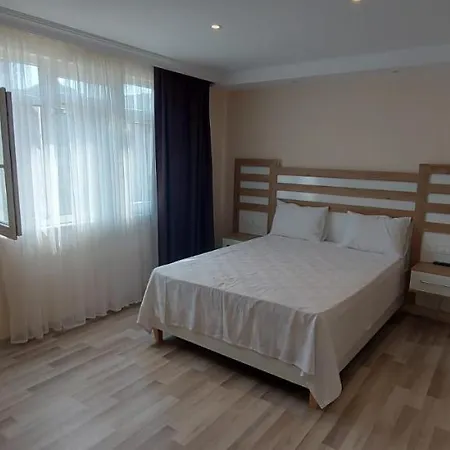 Seventy Four Hotel *